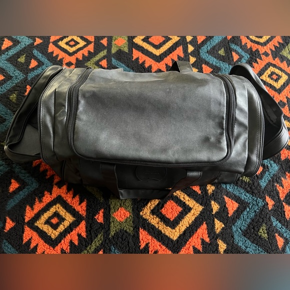 American Tourister Bag - Picture 3 of 6